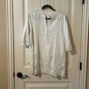 Eyelet white cotton blouse